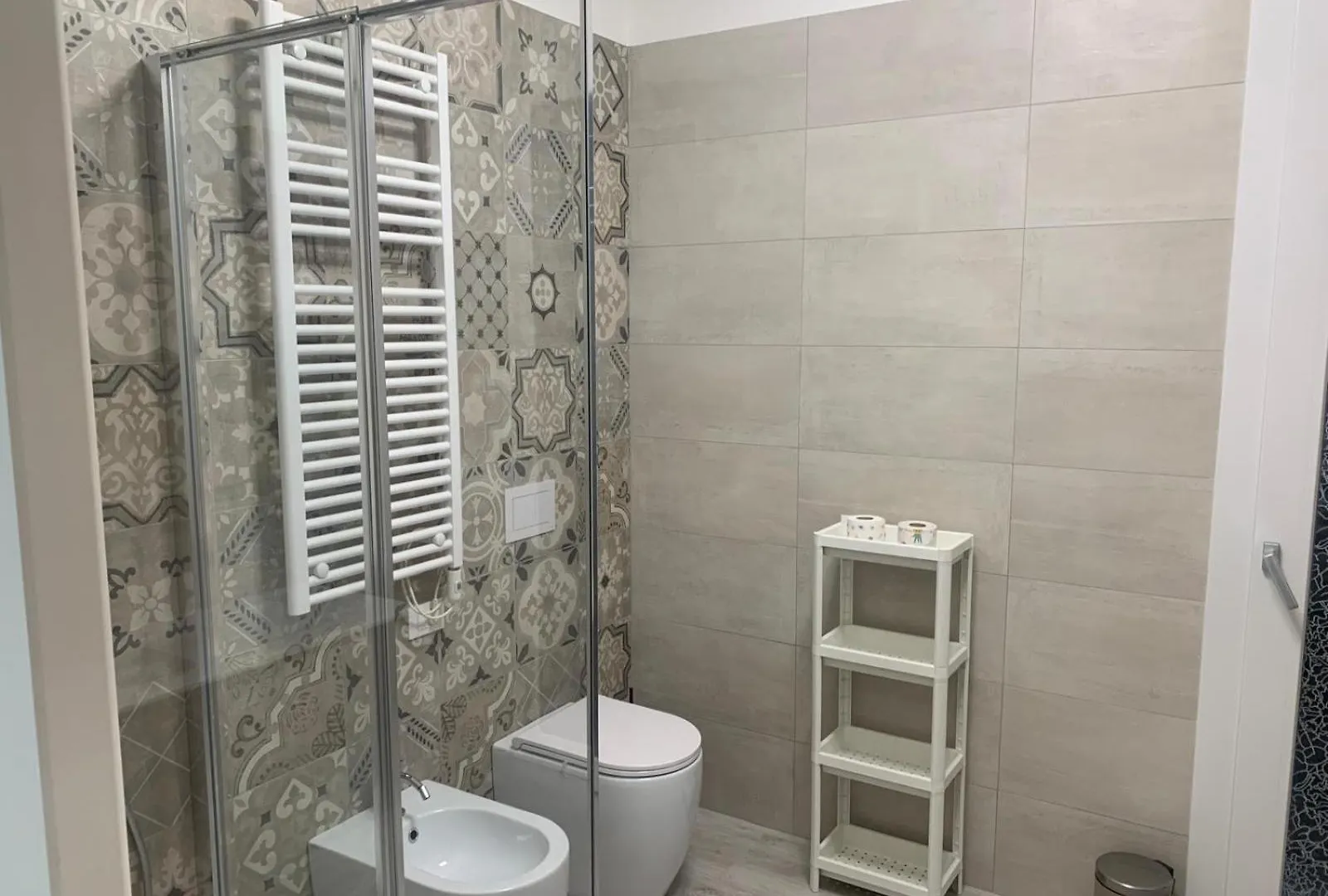 Queen Home Luana البندقية 0*,